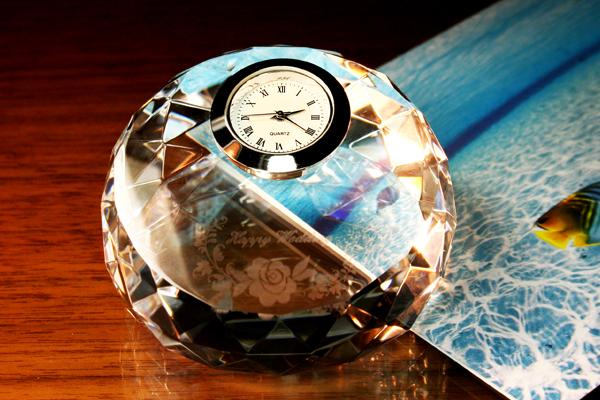 YDE004 ダイヤカット斜 時計